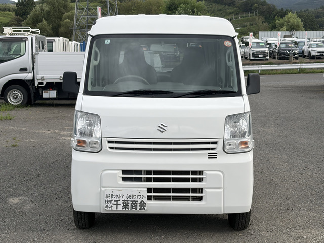 エブリイ