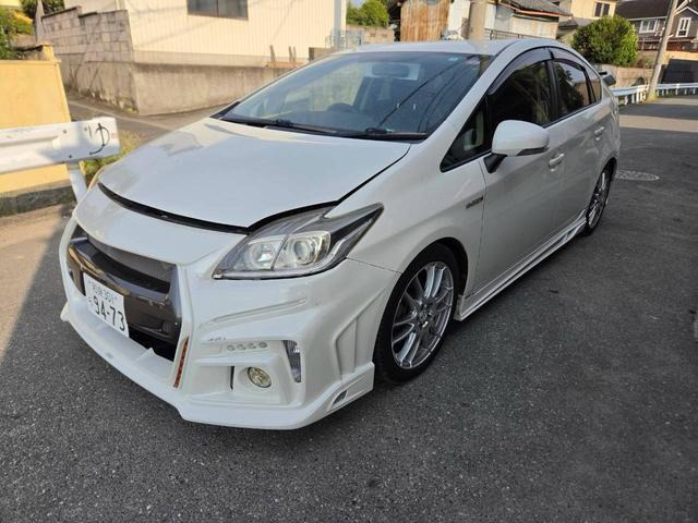 プリウス1.8 S