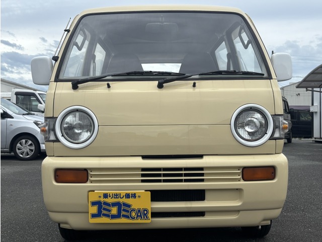 エブリイ