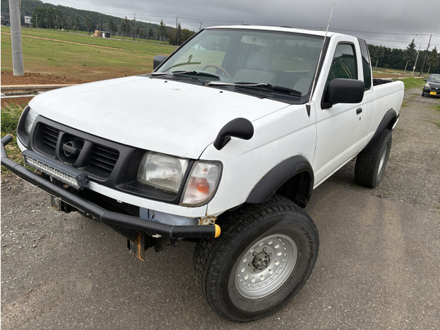 ダットサンピックアップ3.2 DX ロング ディーゼル 4WD