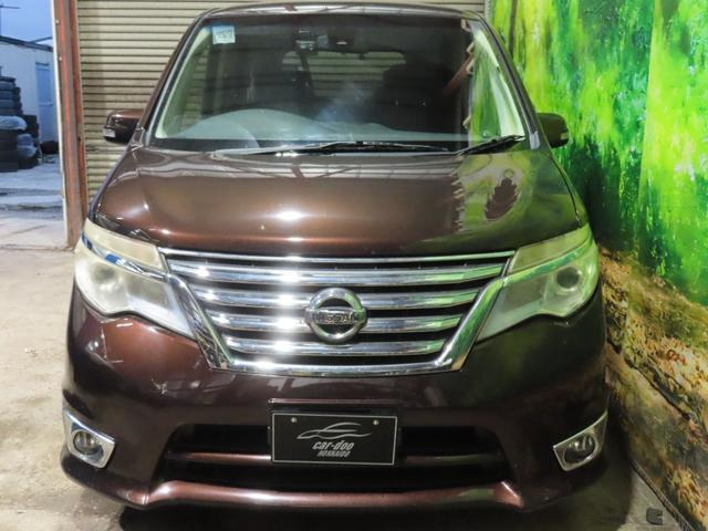 セレナ2.0 ハイウェイスター Vセレクション+Safety 4WD