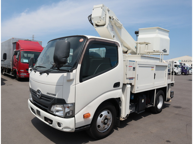 デュトロ高所作業車