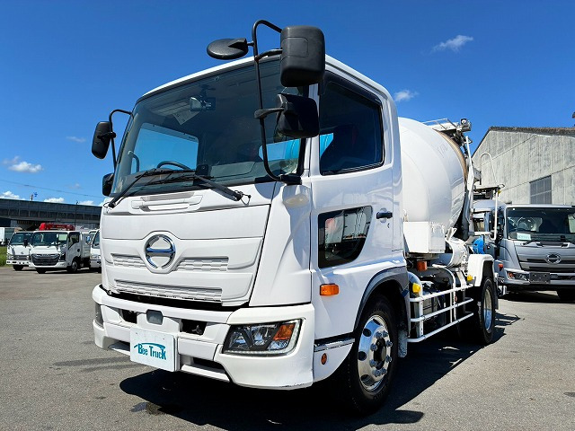 レンジャーミキサー車