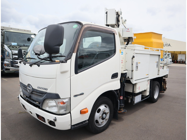デュトロ高所作業車