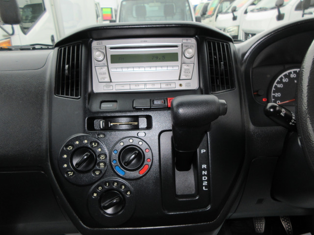 �������E�C���p�l���ł���
