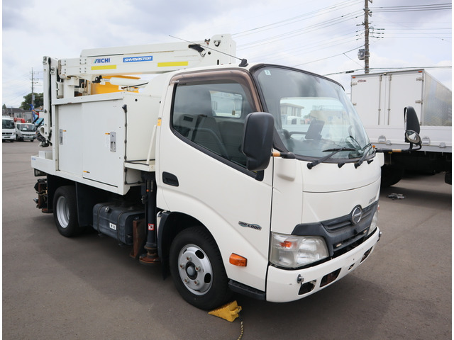 デュトロ高所作業車