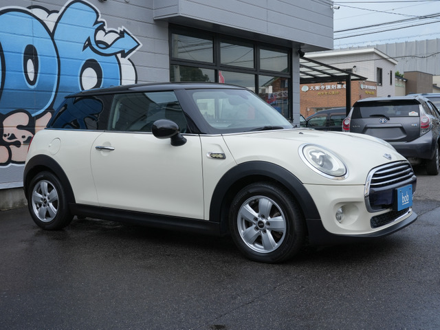 F56�N�[�p�[D���ɂ��܂���(^^��������l�C�J���[�ł�(^^)/