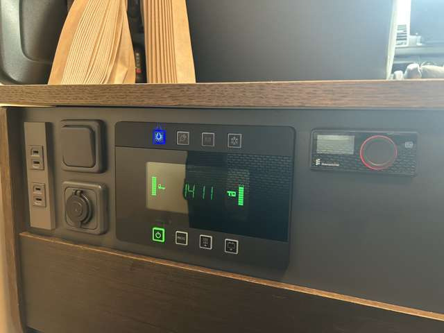 電装集中スイッチ FFヒータースイッチ