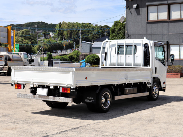 エルフ
