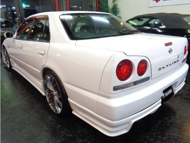�z���C�g�J���[R34GTRV�X�y�b�NNISMO�d�l�t���G�A��4D�Z�_���{�f�B&BROCKEN19�C���`�A���~&HID���C�g&�N���A�E�C���J�[���h���X�A�b�v�d�l