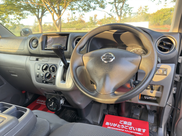 格安中古車専門店として15年営業しております。