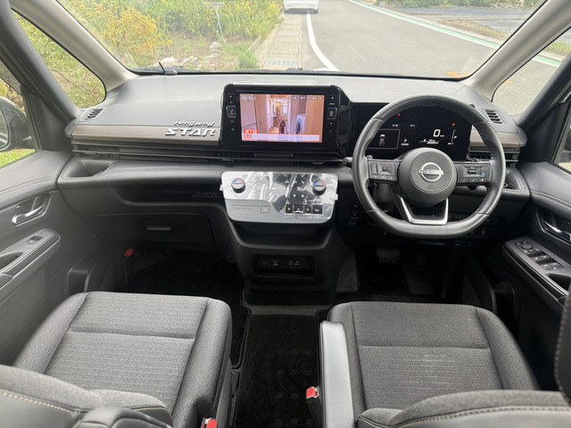 セレナ2.0 ハイウェイスターV Vセレクション 4WD