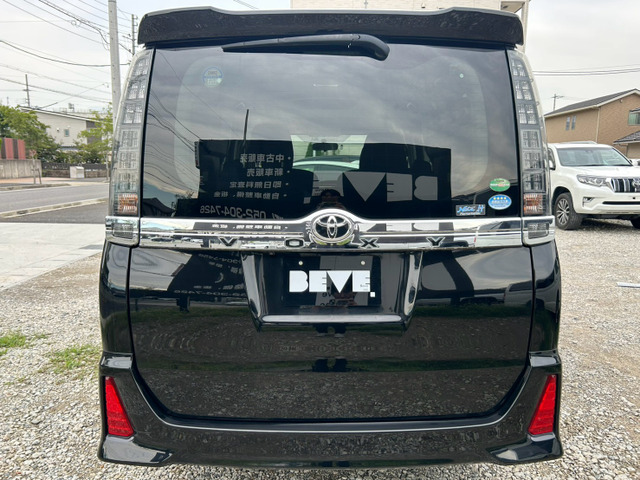 ヴォクシー2.0 ZS