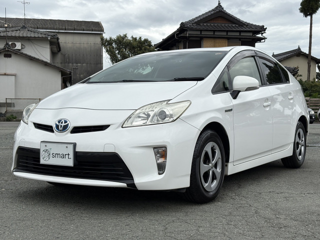 プリウス1.8 L
