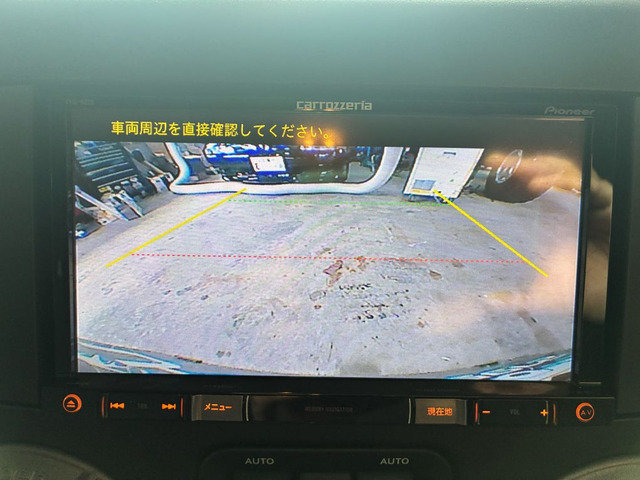 バックカメラが装備されておりますので駐車も安心です!