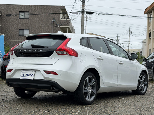 V40D4 モメンタム ディーゼル