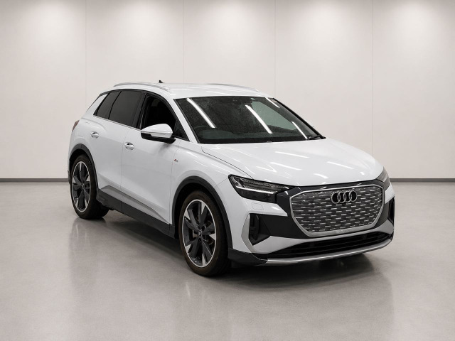 Q4 e-tron40 Sライン