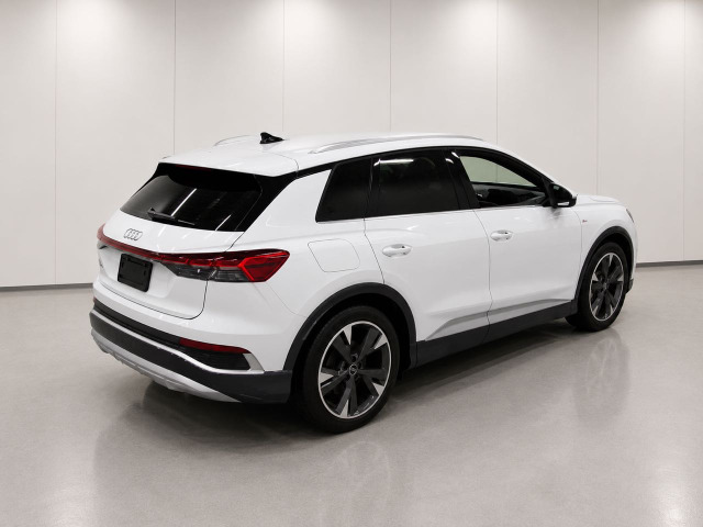 Q4 e-tron40 Sライン