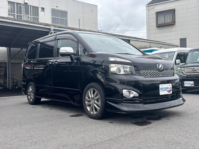 ヴォクシー2.0 ZS 煌