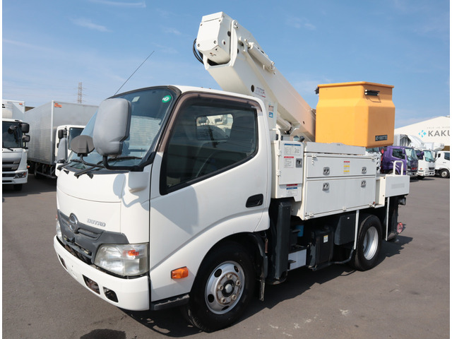 デュトロ高所作業車