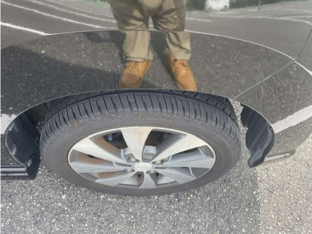 軽自動車は燃費性能も良く、税金や保険など維持費を抑えお得な自動車です♪ぜひ一度現車をご覧ください。試乗も可能です♪お気軽にご来店ください♪(出入りの関係で事前連絡お願いします)30キロ以上走行チェック済