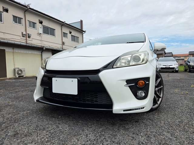 プリウス1.8 S ツーリングセレクション G's