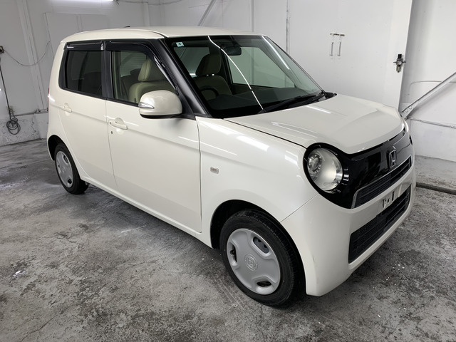 お車と一緒に新品タイヤ(ホイール付き)をご希望の方にはお得な価格にてご提供しております。常時在庫がありますので、いつでもご確認いただけます。