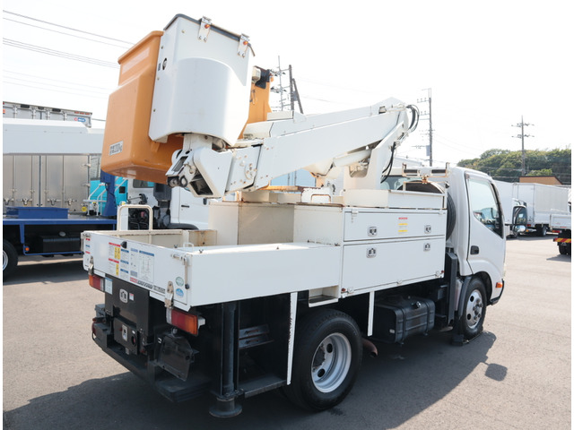 デュトロ高所作業車