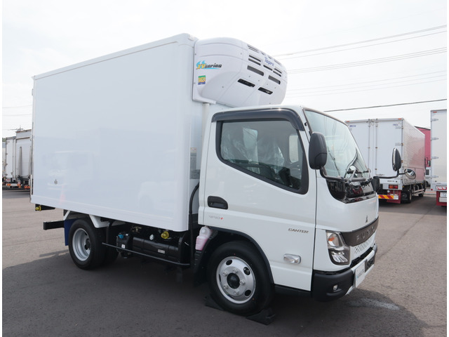 キャンター冷凍車