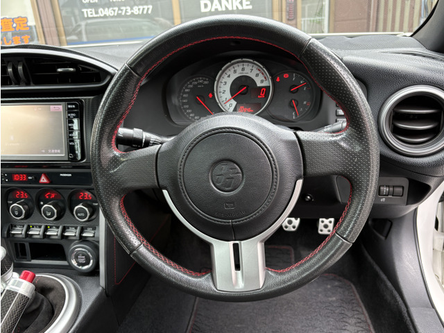 どのお車も確実にご見学・試乗していただきご検討していただくスタイルです