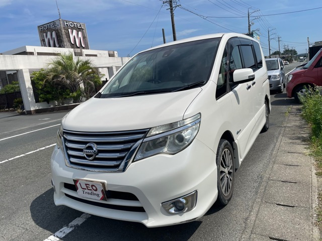 セレナ2.0 ハイウェイスター S-HYBRID