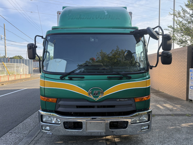 �ő�ύڗ�2400kg