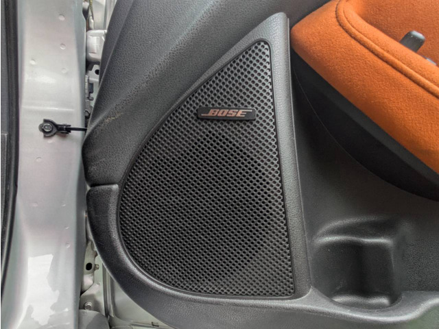 BOSE�X�s�[�J�[