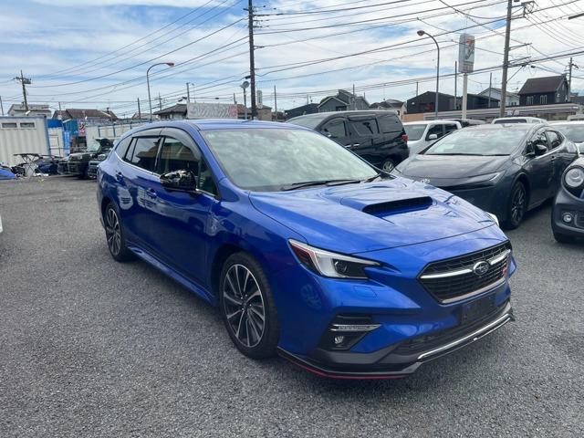 レヴォーグ2.4 STI スポーツR EX 4WD
