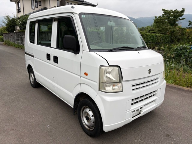 エブリイ