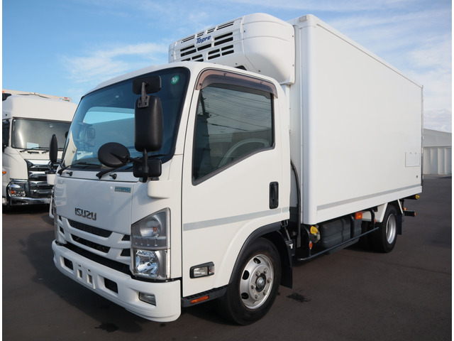 エルフ冷凍車