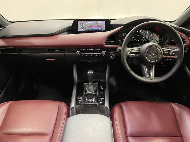 MAZDA3ファストバック2.0 20S バーガンディ セレクション