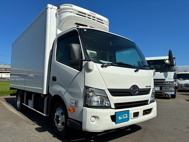 デュトロ冷蔵冷凍車