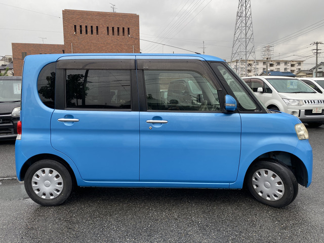 自動車保険もご相談ください。当店は三井住友海上、あいおいニッセイ同和損保の代理店です。保険担当が万一の際は連携を取って迅速にご対応致します。代車・レンタカーもご用意できますのでご安心ください。