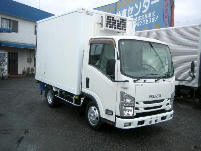 エルフ