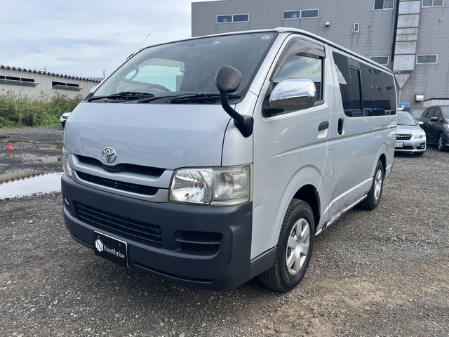 ハイエースバン3.0 DX ロング ディーゼル 4WD