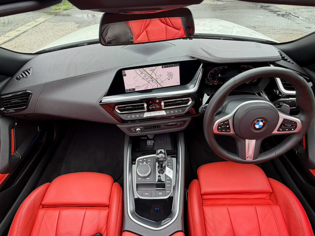 Z4sドライブ 20i Mスポーツ