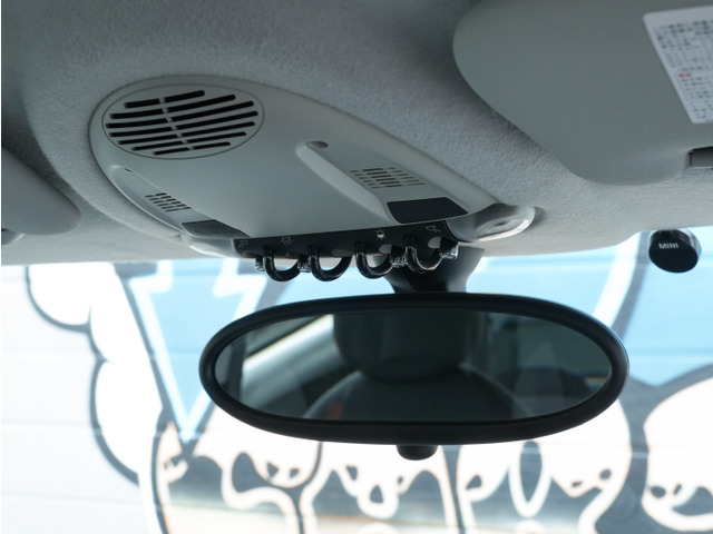 MINI�炵���X�^�C���b�V���ȃ��[���~���[�����ł��B