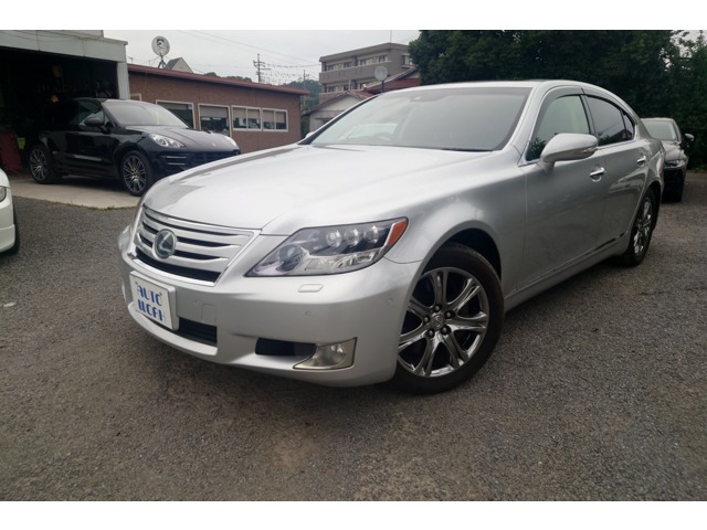 LS600h Iパッケージ 4WD