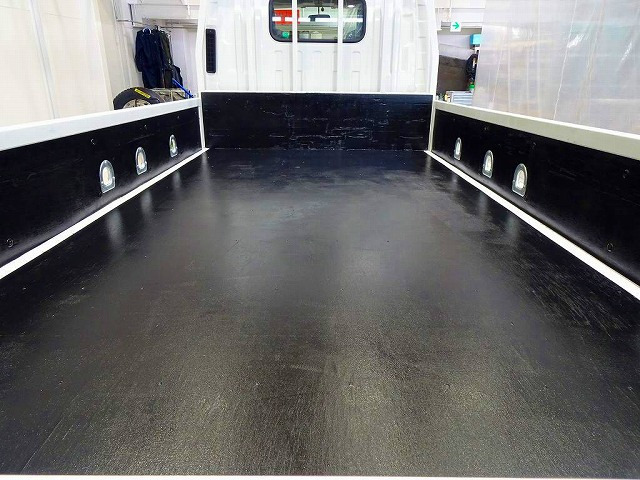 荷台内寸:352&times;180&times;38 三方開 ロープ穴4対 リアアオリチェーン2個 前立て荷受け板二重張り