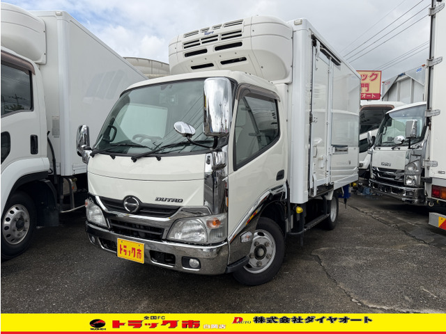 デュトロ冷蔵冷凍車