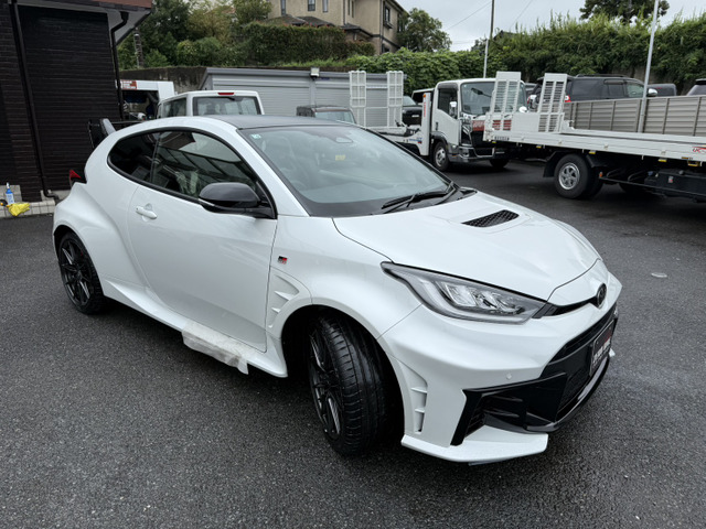 GRヤリス1.6 RZ ハイ パフォーマンス + エアロ パフォーマンス パッケージ 4WD