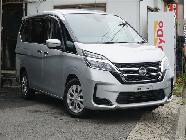 セレナ2.0 B チェアキャブ スロープタイプ 車いす2名仕様