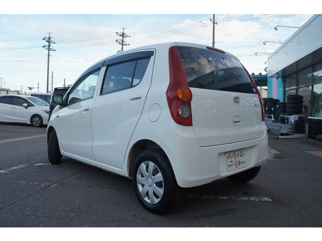 来店の際は事前にお電話頂けますとスムーズにお車をお見せ出来ますので、お気軽に連絡をください!いい車が安い☆彡いい車屋さん♪0569-84-1338スタッフ一同心よりお待ちしております!仕上げも他社には負けません