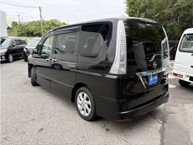 セレナ2.0 20X Vセレクション+Safety S-HYBRID
